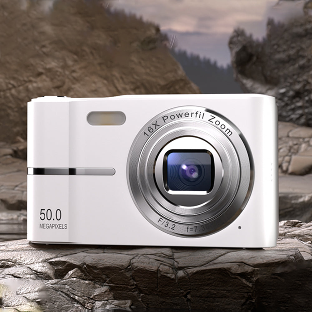 4K Screen Video Compact Camera with 32GB Memory Card