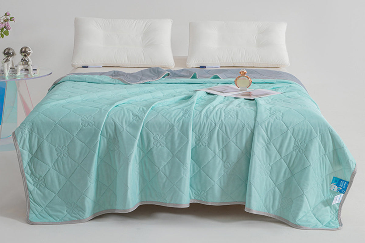 Summer Cooling Air Conditioning Quilt Comfortable Blanket