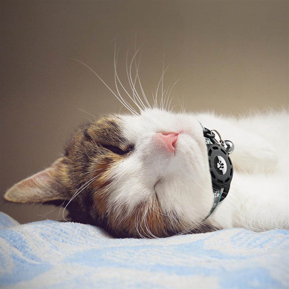 Reflective Airtag Pet Collar with Bell AirTag Case Holder for Apple AirTag Green