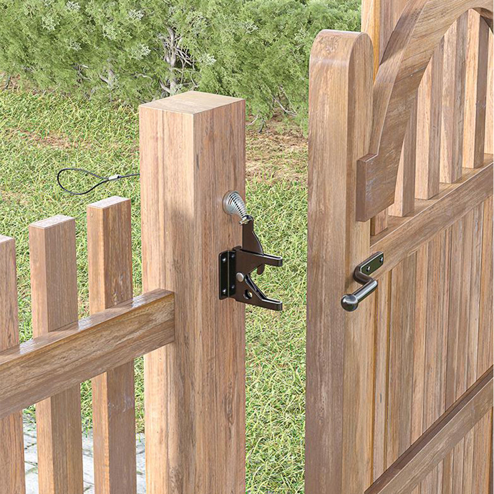 2Pcs Self-Locking Fence Gate Latch Post Mount with Spring Cable Pull