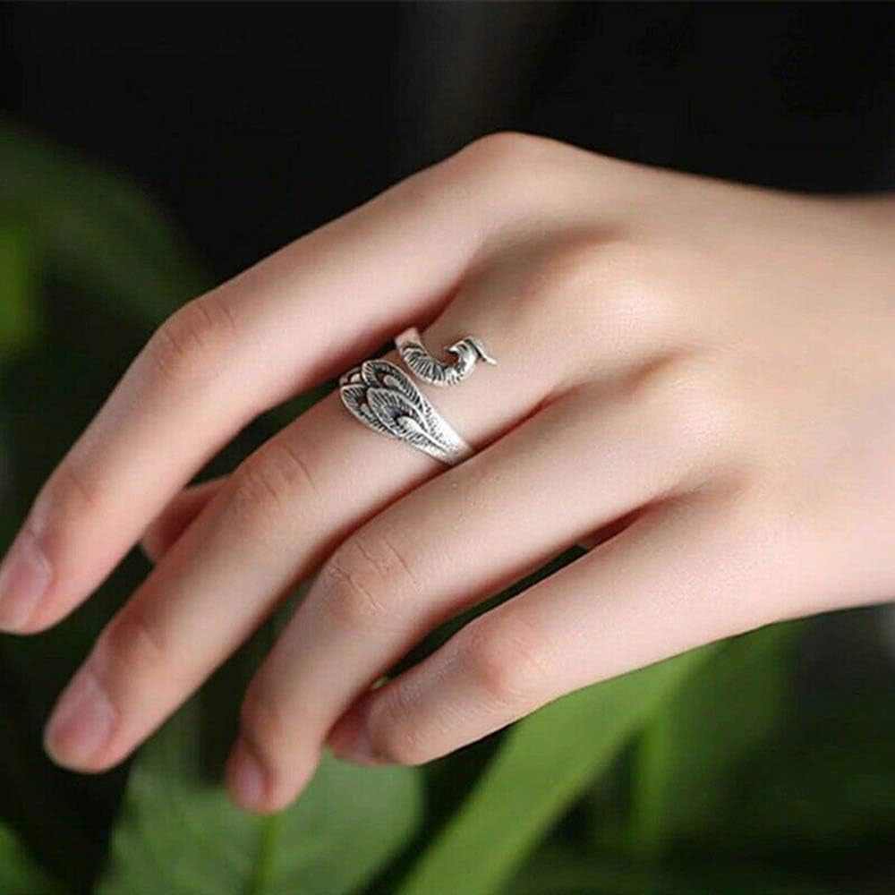 2X Peacock Ring Adjustable Tension Yarn Ring Knitting Loop Crochet Winder Style2
