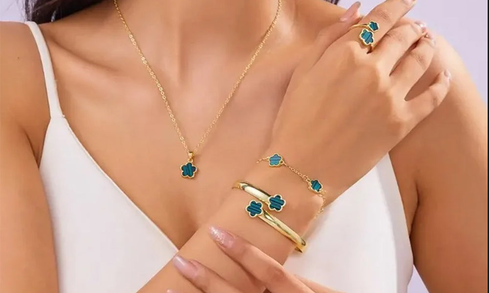 5-Leaf Clover Jewelry Set Necklace Bracelet Ring Earrings for Women
