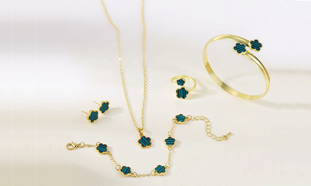 5-Leaf Clover Jewelry Set Necklace Bracelet Ring Earrings for Women