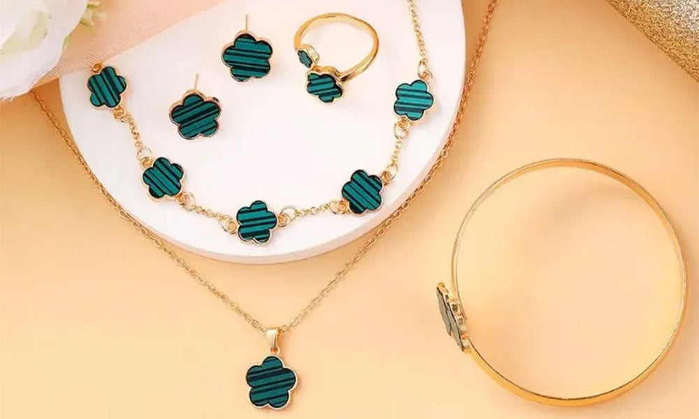5-Leaf Clover Jewelry Set Necklace Bracelet Ring Earrings for Women
