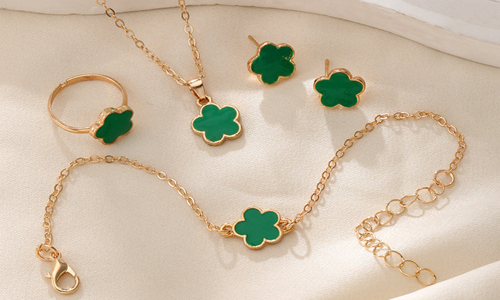 4Pcs Set 5-Leaf Clover Jewelry for Women Ring Necklace Bracelet