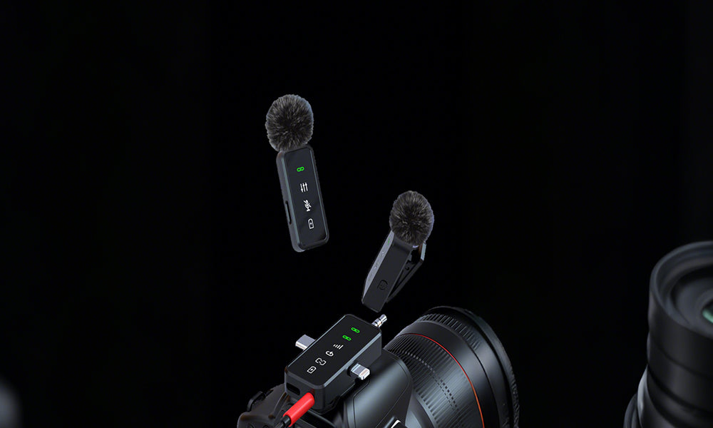 3-in-1 2.4G Wireless Lavalier Microphone Set Compatible with iPhone Android Device for Recording Live Streaming