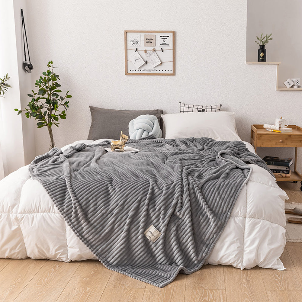 200x230cm Solid Soft Flannel Plush Throw Sofa Bedding Blanket Grey