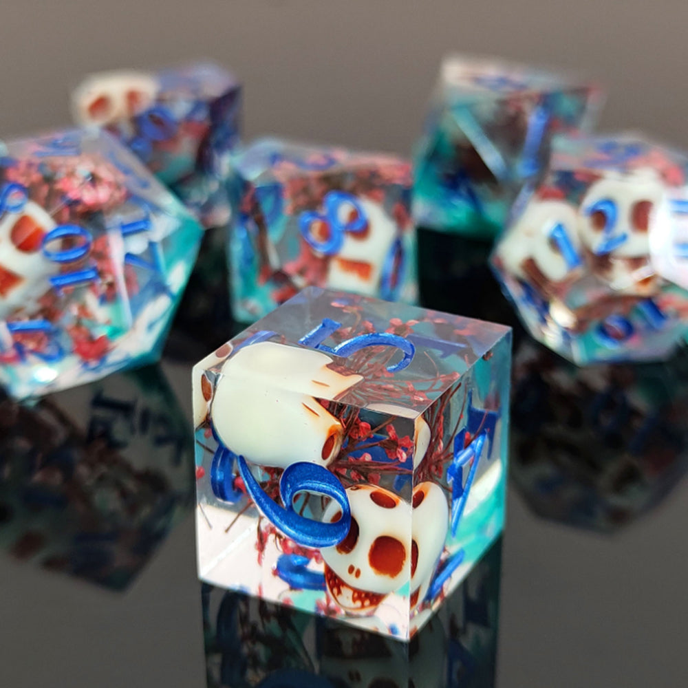 Enchanted Starlight 7 Dice Precision Edged Set for RPG DND Tabletop Game Cyan