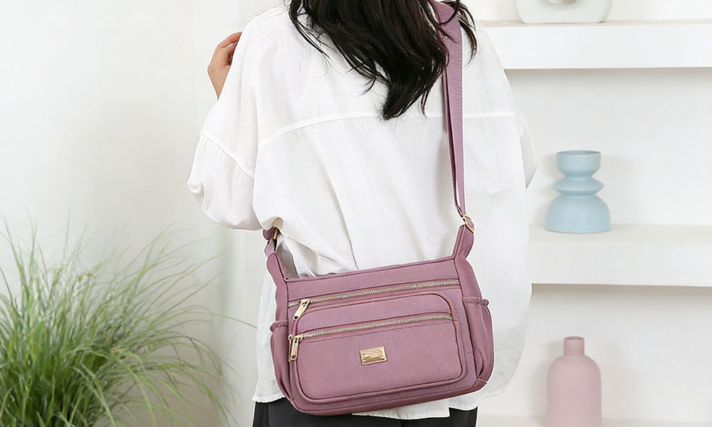 Fashion Large Capacity Ladies Messenger Crossbody Bag for Travel and Daily Use