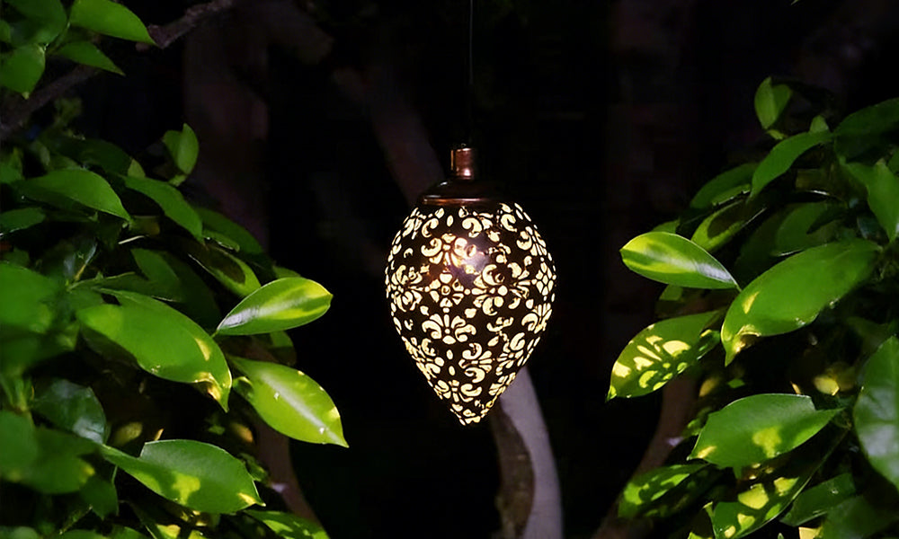 Vintage Metal Hanging Solar Light for Outdoor Garden