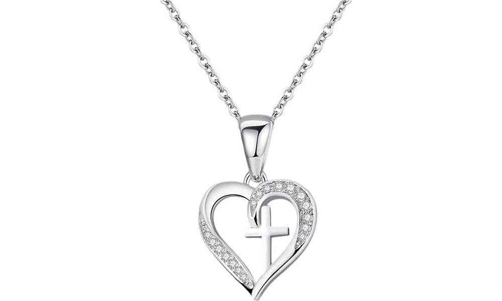 Heart Pendant Choker Necklace for Women Stylish Jewelry Gift Set