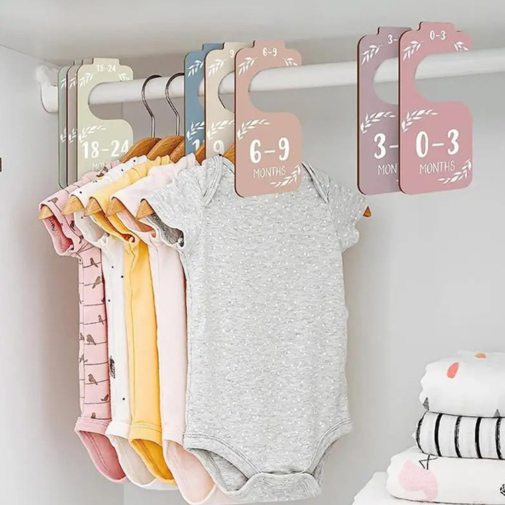 1 Set of 8-Piece Baby Clothes Wardrobe Dividers from Newborn to 24 Months