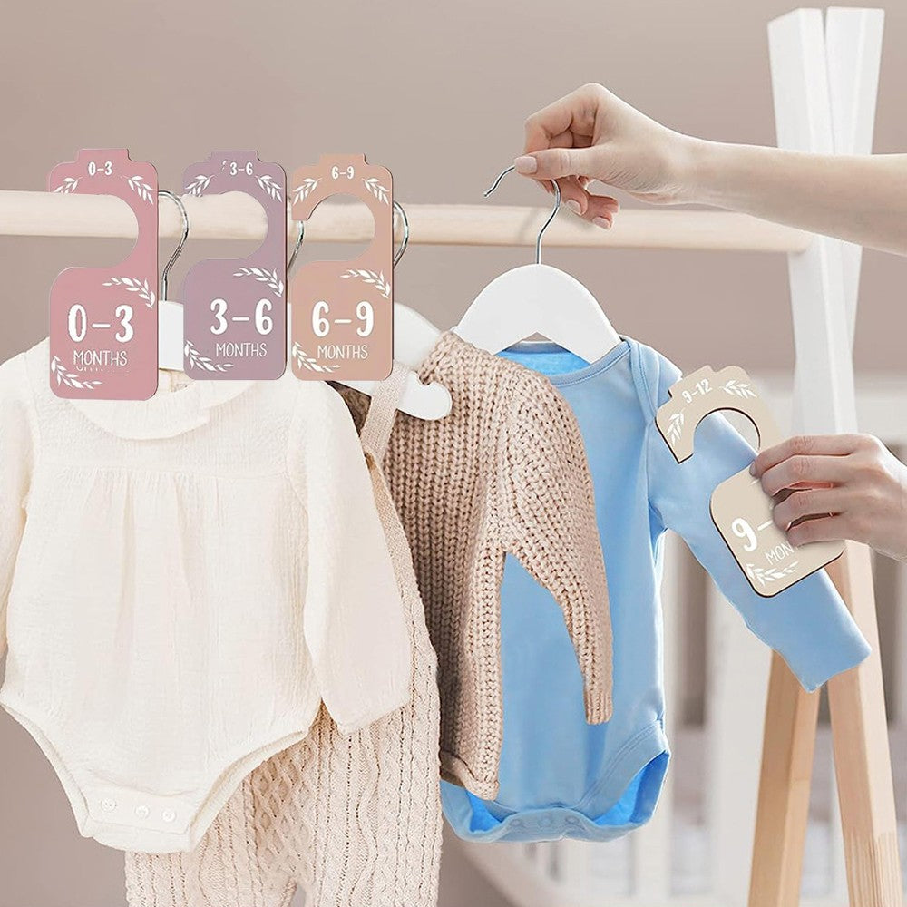 1 Set of 8-Piece Baby Clothes Wardrobe Dividers from Newborn to 24 Months