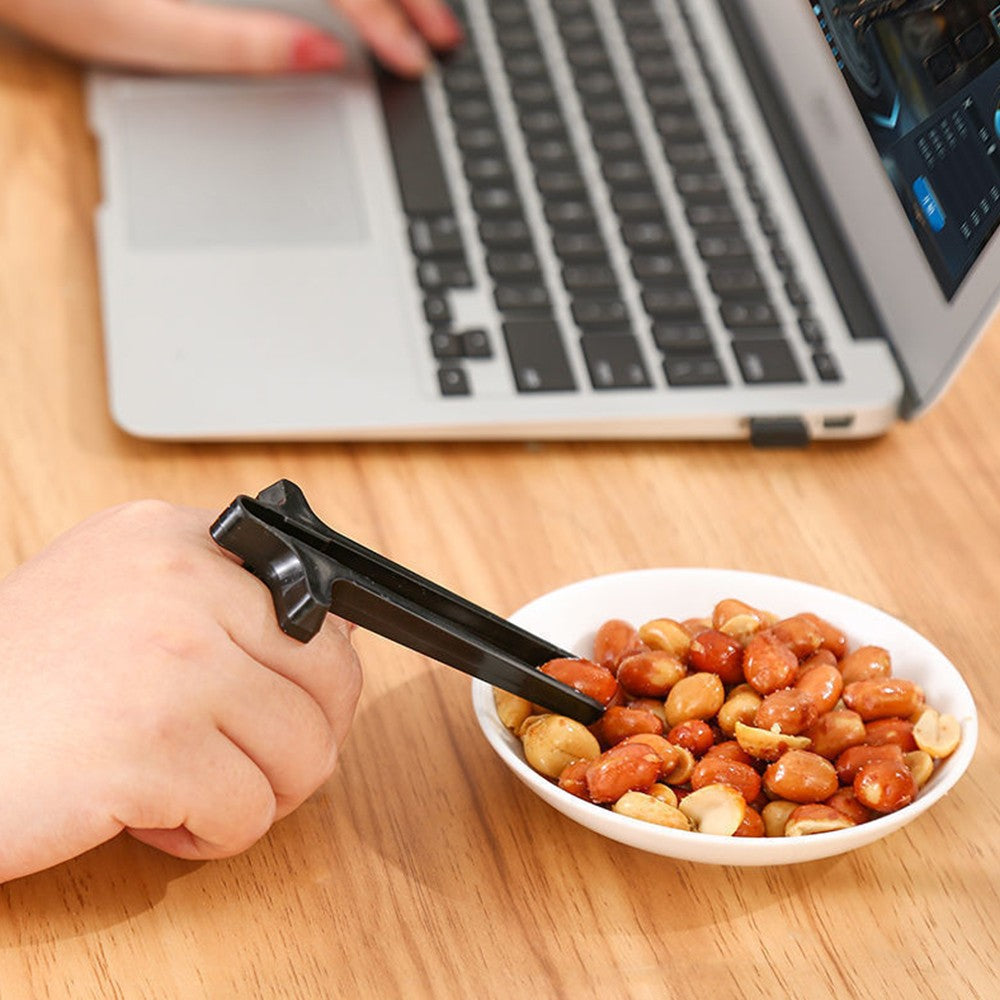 10Pcs Finger Chopsticks Snack Clips Snack Chopsticks for Gamers Black