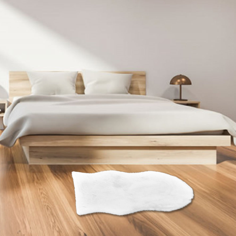 White 50x80cm Floor Rug Ultra Soft Faux Fur Throw Rug Chair Ground Mat Couch Pad Area Rugs Bedside Carpet Mat for Bedroom Living Room