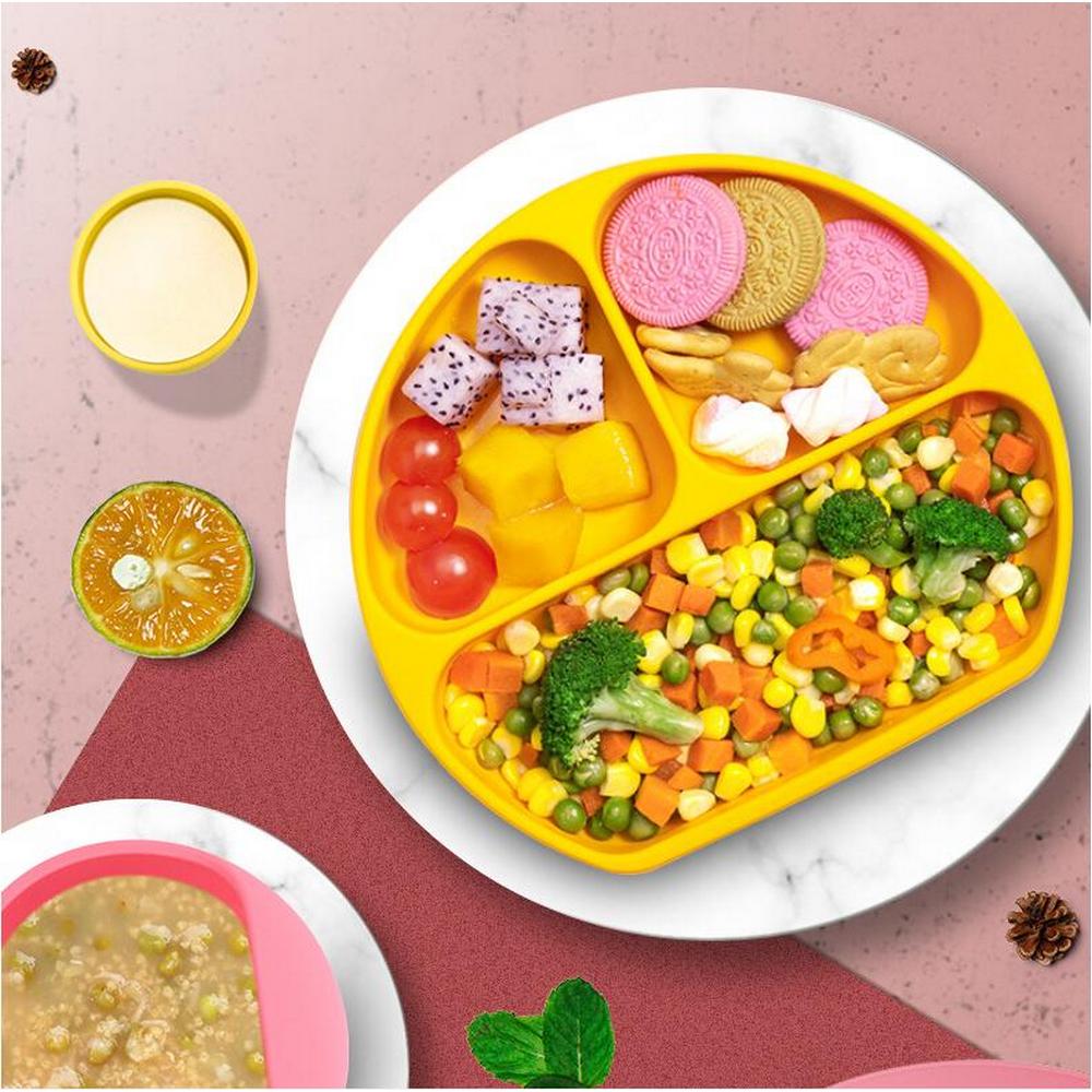 FDA Certified 5Pcs Kids Silicone Kids Feeding Set Yellow