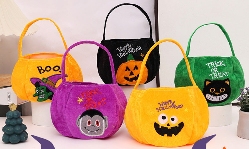 5 PCS Plush Cartoon Pumpkin Bags for Halloween Candy Toys and Gifts