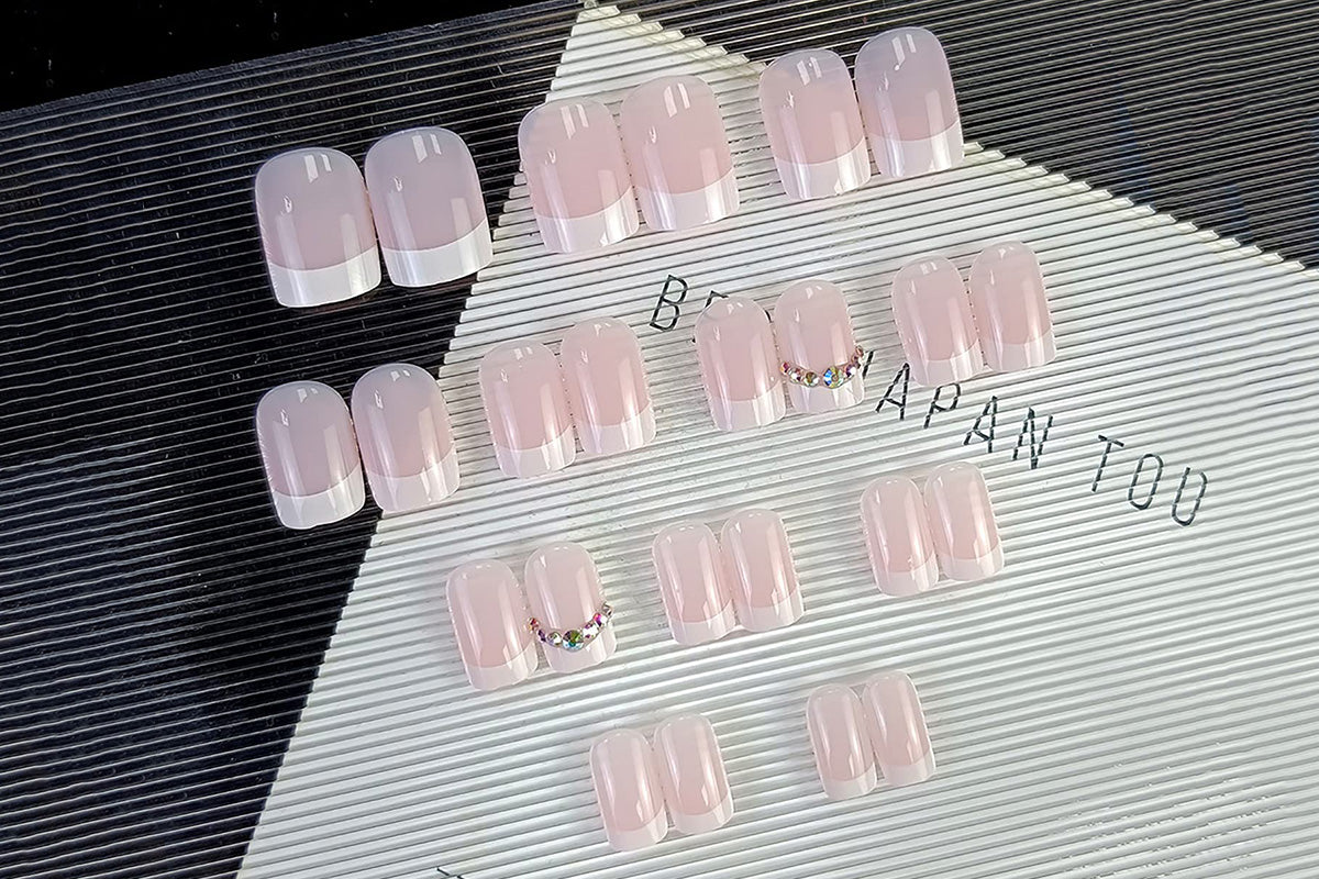 22Pcs Set Press-on nails Reusable Gel-on False Nail Tip Nail Art Tools