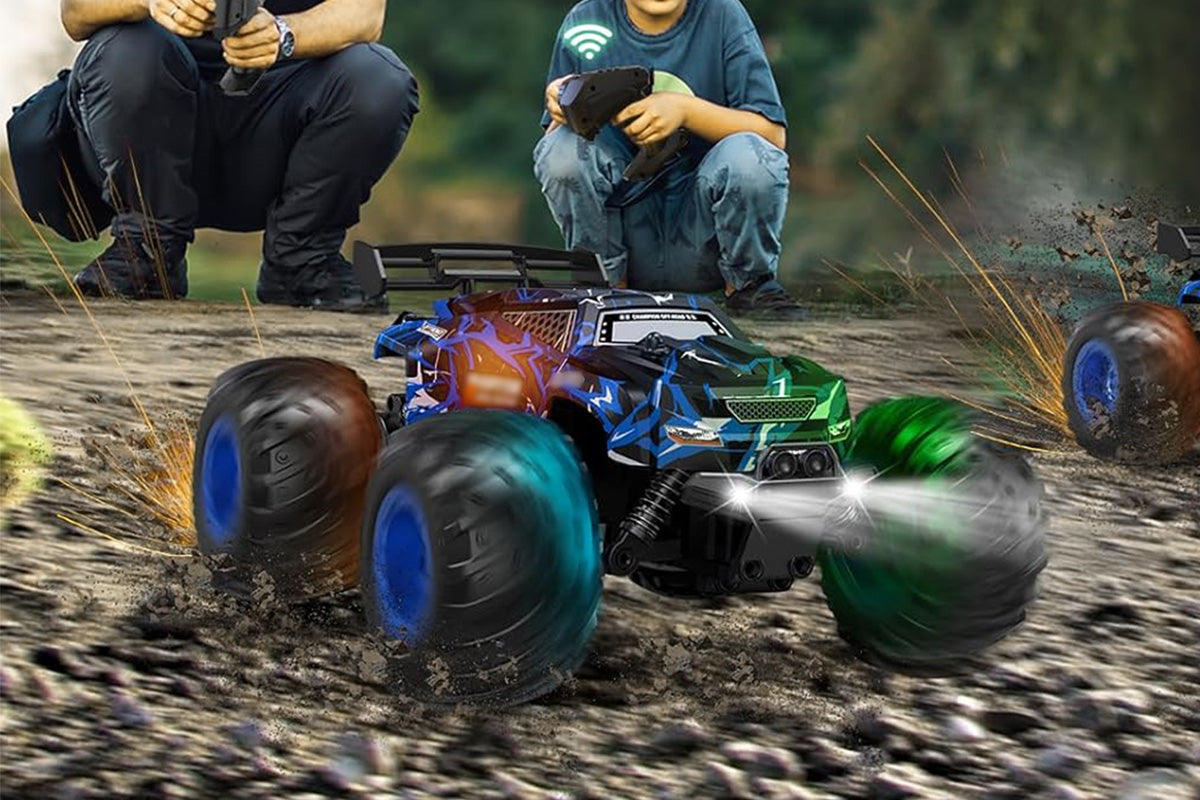 1:18 Scale Remote Control Car Toys All Terrain RC Truck With LED Light