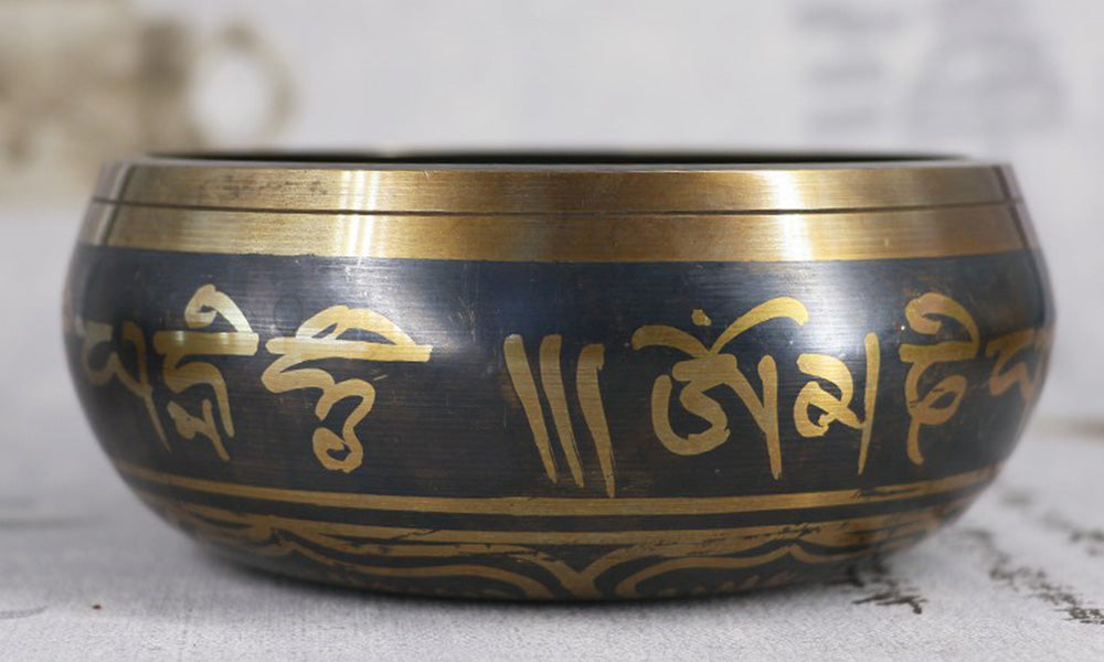 Tibetan Singing Bowl for Yoga Meditation with Striker and Cushion