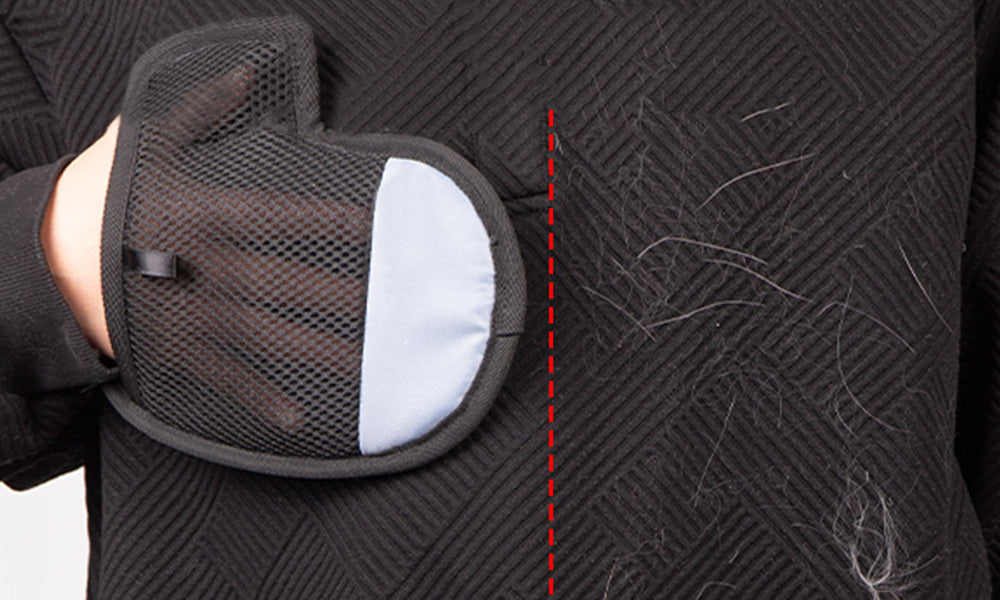 Pet Hair Removal Glove – Electrostatic Grooming Mitt for Cats and Dogs