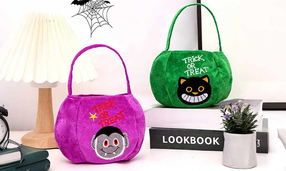 5 PCS Plush Cartoon Pumpkin Bags for Halloween Candy Toys and Gifts