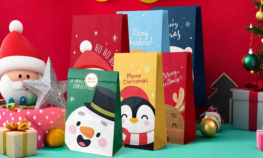 24PCS Christmas Flat Top Paper Gift Bags for Christmas Eve Apples