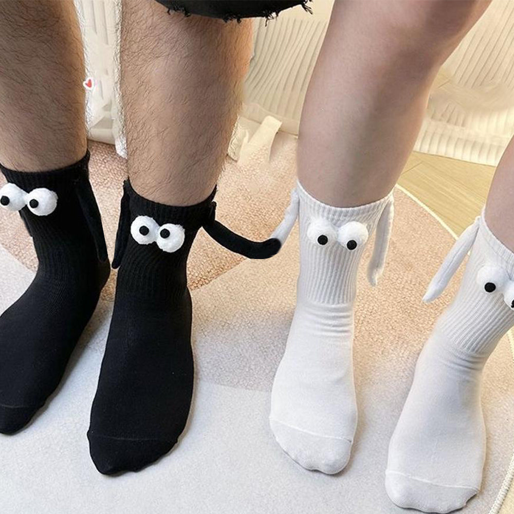 2 Pairs of Funny Couple Socks Magnetic Suction 3D Doll Holding Hands Sock