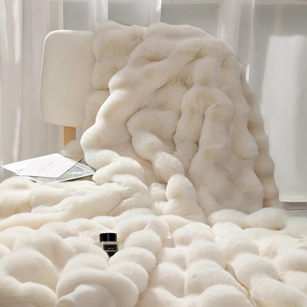 130x160cm Soft Faux Fur Throw Blanket Double-Sided Fuzzy Shaggy Blanket White