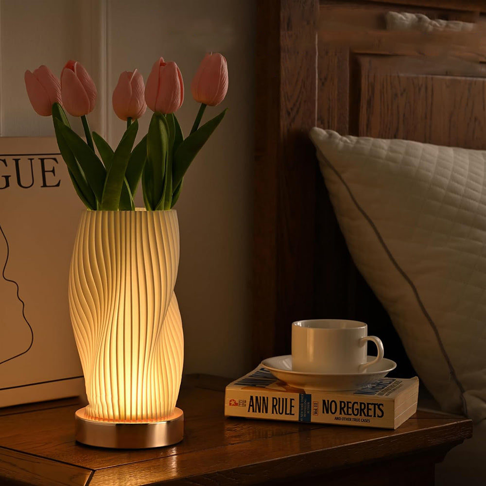 Bedside Light with Metal Base Novelty Small Bedside Table Lamp for Bedroom ST1