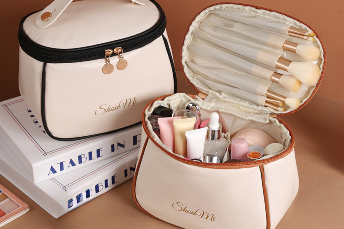 Large Capacity Waterproof PU Travel Makeup Bag Cosmetic Organizer with Brush Holder