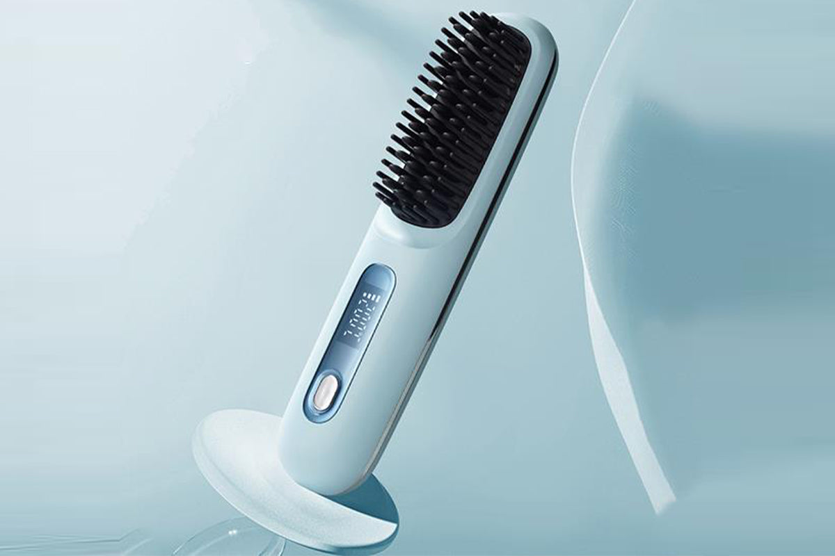 Portable Hair Straightener Brush USB Cordless Mini Comb Polyimide Plates Anti-Scald Straight Hair Brush