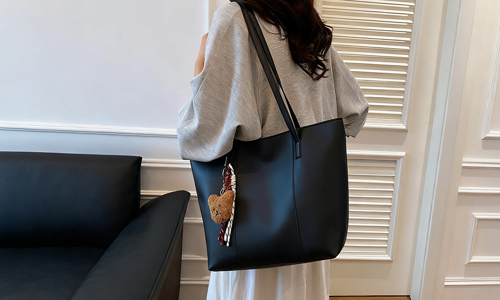 PU Shoulder Tote Bag with Teddy Pendant
