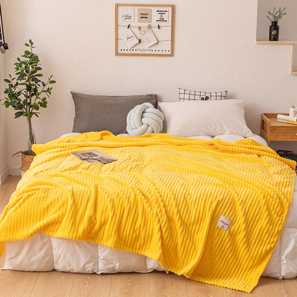 200x230cm Solid Soft Flannel Plush Throw Sofa Bedding Blanket Yellow