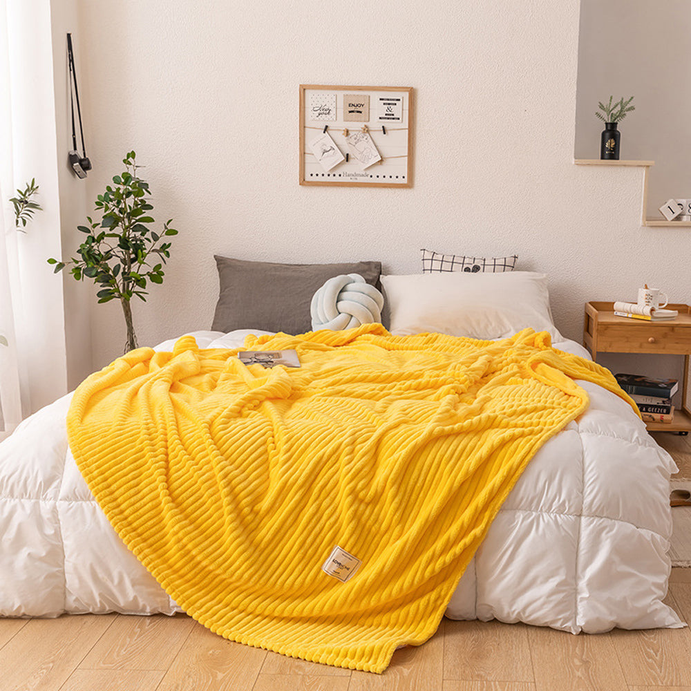 200x230cm Solid Soft Flannel Plush Throw Sofa Bedding Blanket Yellow