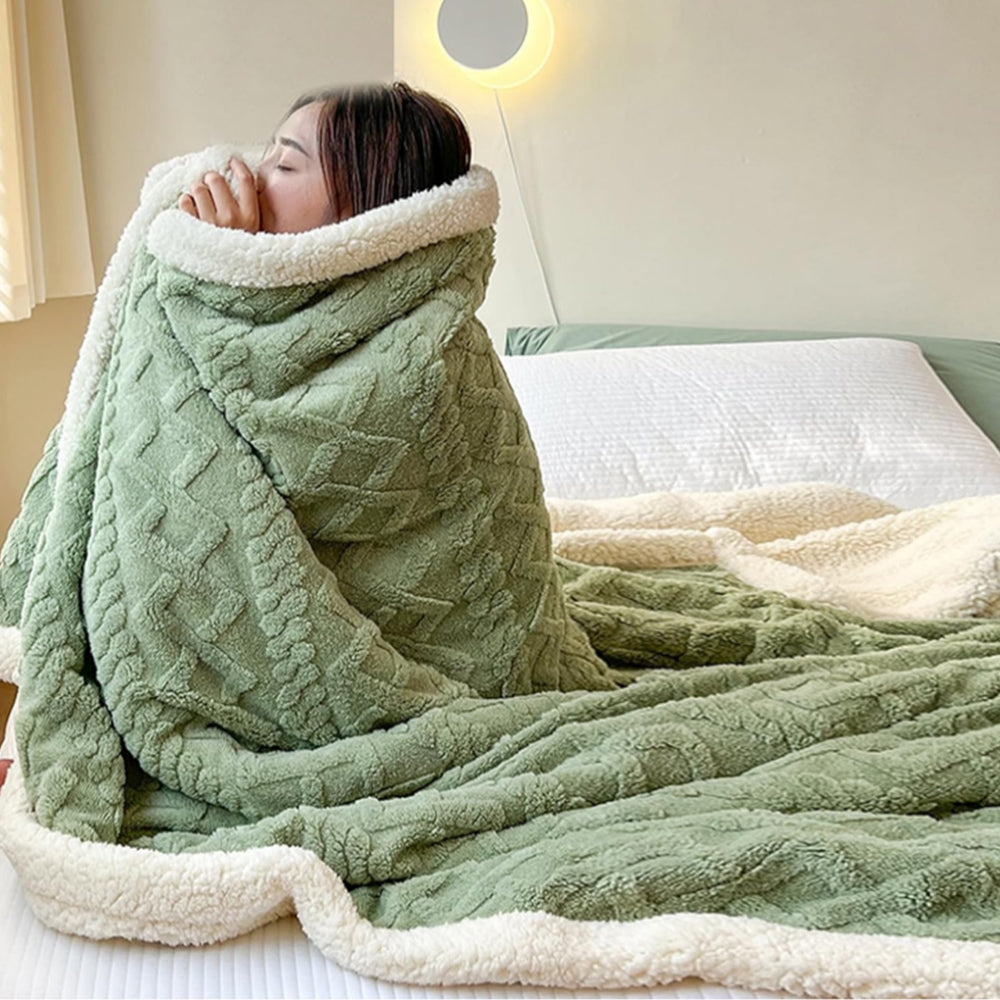 150x200cm Reversible Plush Thickened Imitation Cashmere Throw Blanket Green