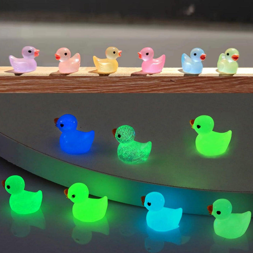 100Pcs Luminous Mini Resin Ducks Tiny Ducks Glow in The Dark