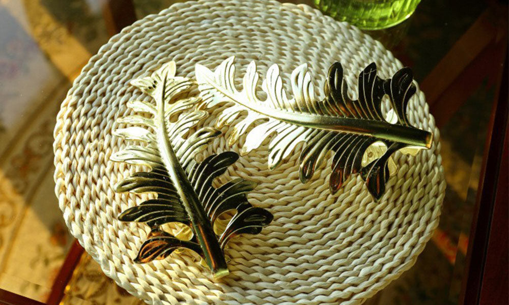 2PCS Leaf Shape Curtain Tieback Hooks Decorative Wall Holdbacks