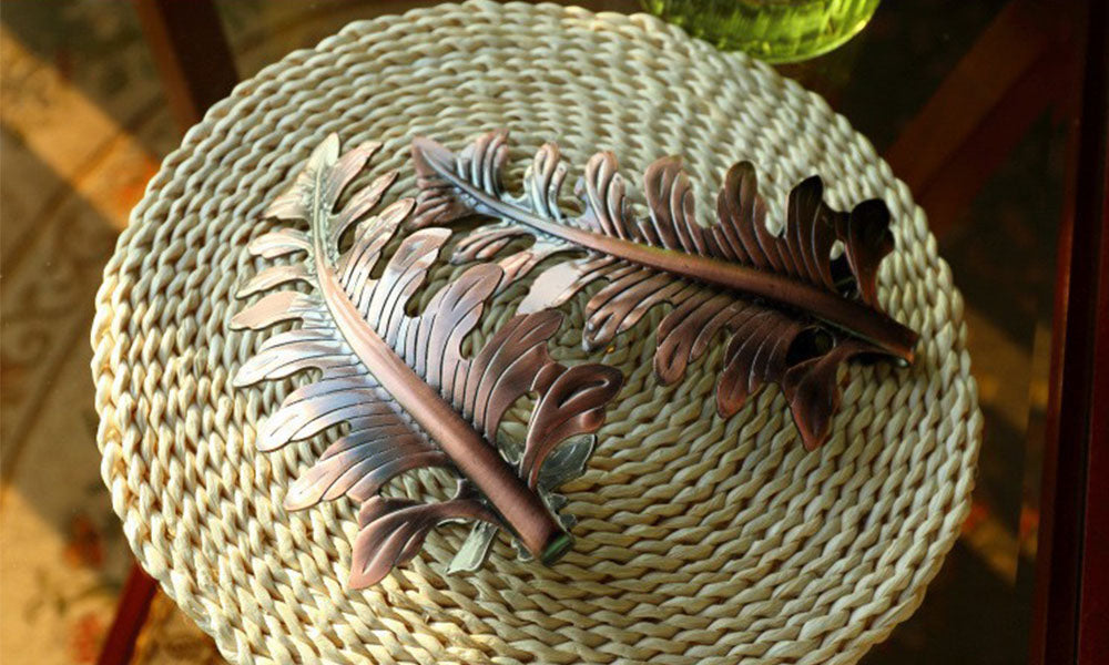 2PCS Leaf Shape Curtain Tieback Hooks Decorative Wall Holdbacks