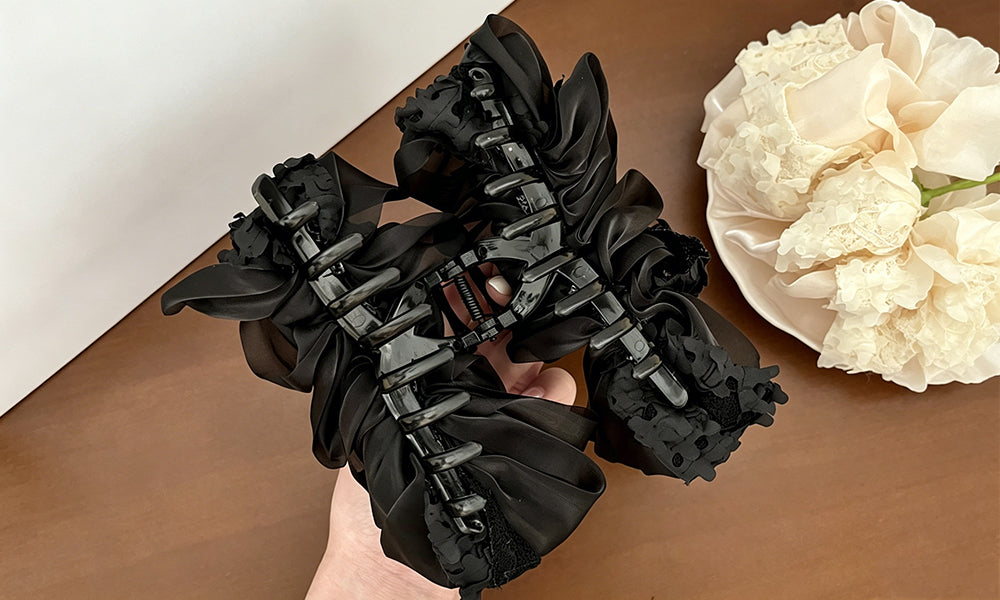 2Pcs Large Bow Hair Claw Clips Fabric Hair Accessories for Women