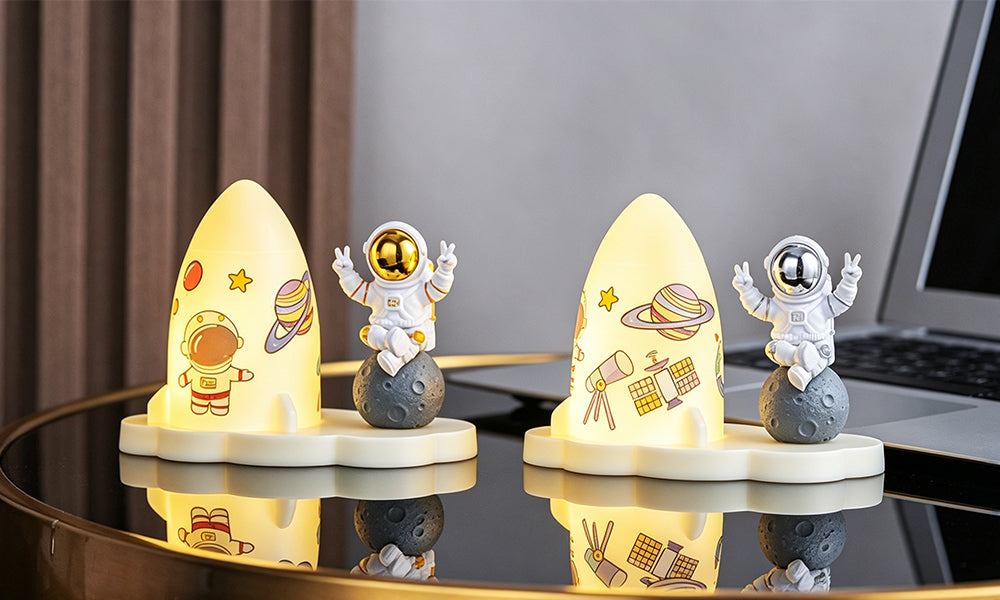 2 PCS DIY Astronaut Night Lights with Stickers Desktop Decorative Lamps