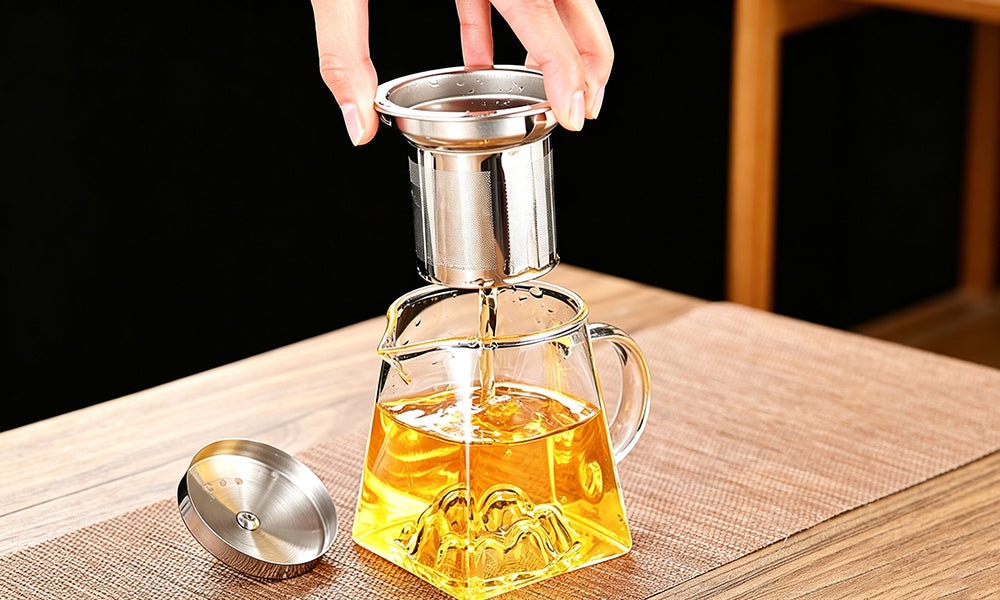 Square Borosilicate Glass Teapot with Stainless Steel Filter and Spout