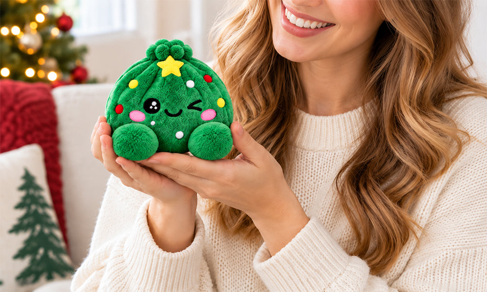 Plush Dumpling Squishy Toy with Steamer and 4 Christmas Style Options
