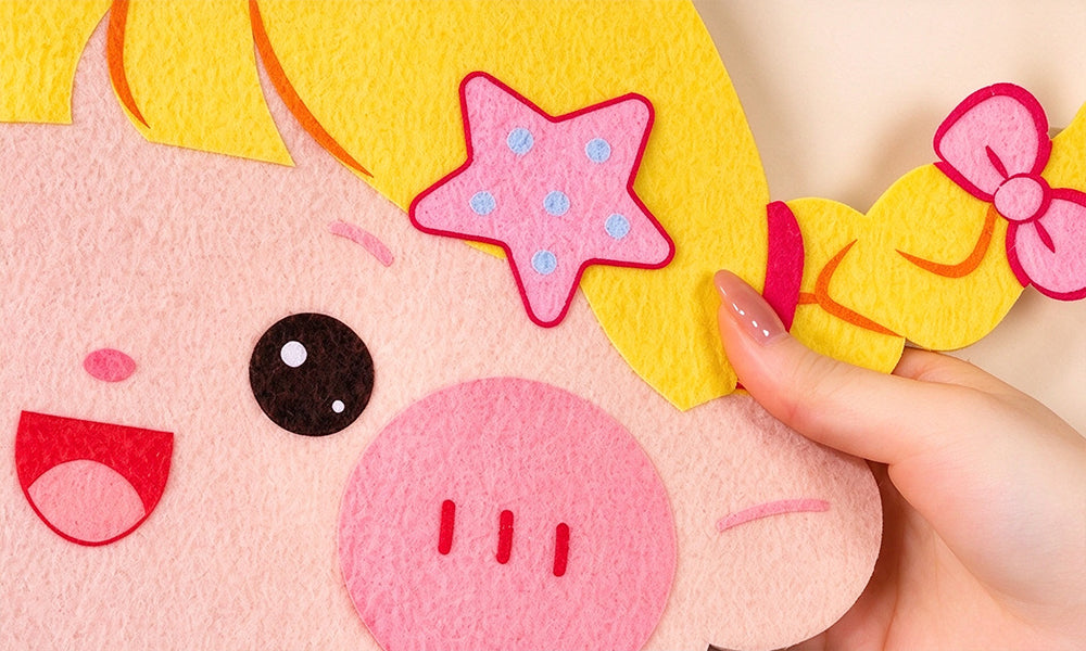 1/2PCS Cartoon Girl Felt Hanging Hair Clip Headband and Hair Tie Organizer