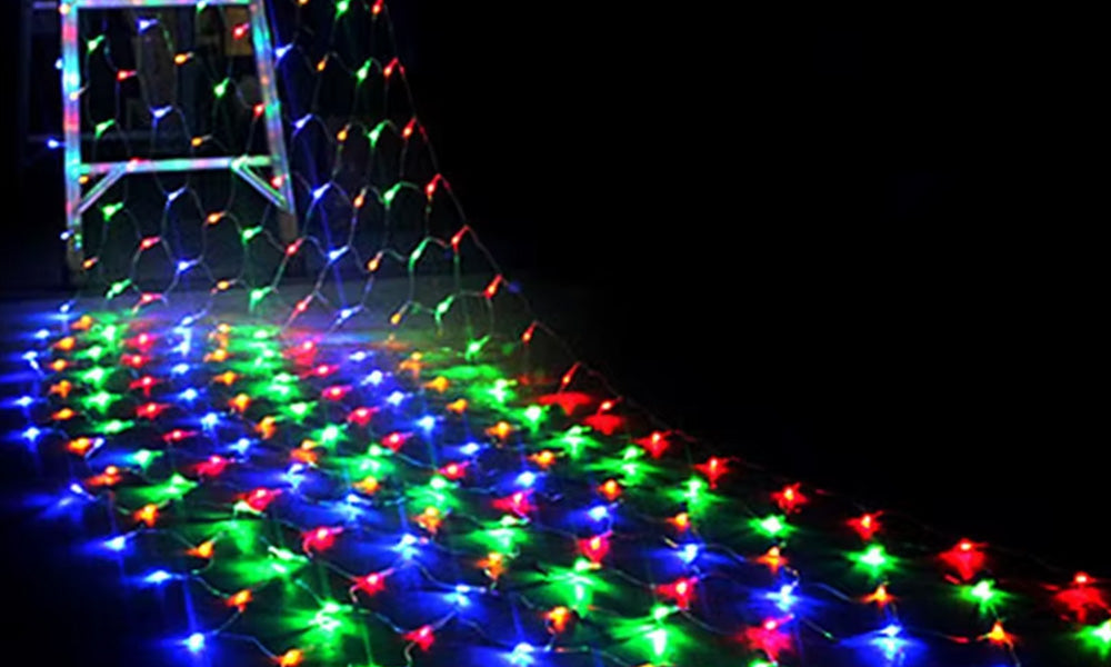 Solar/USB Powered LED Net Mesh Lights Outdoor Waterproof 3x2m with 192 LEDs and 8 Lighting Modes