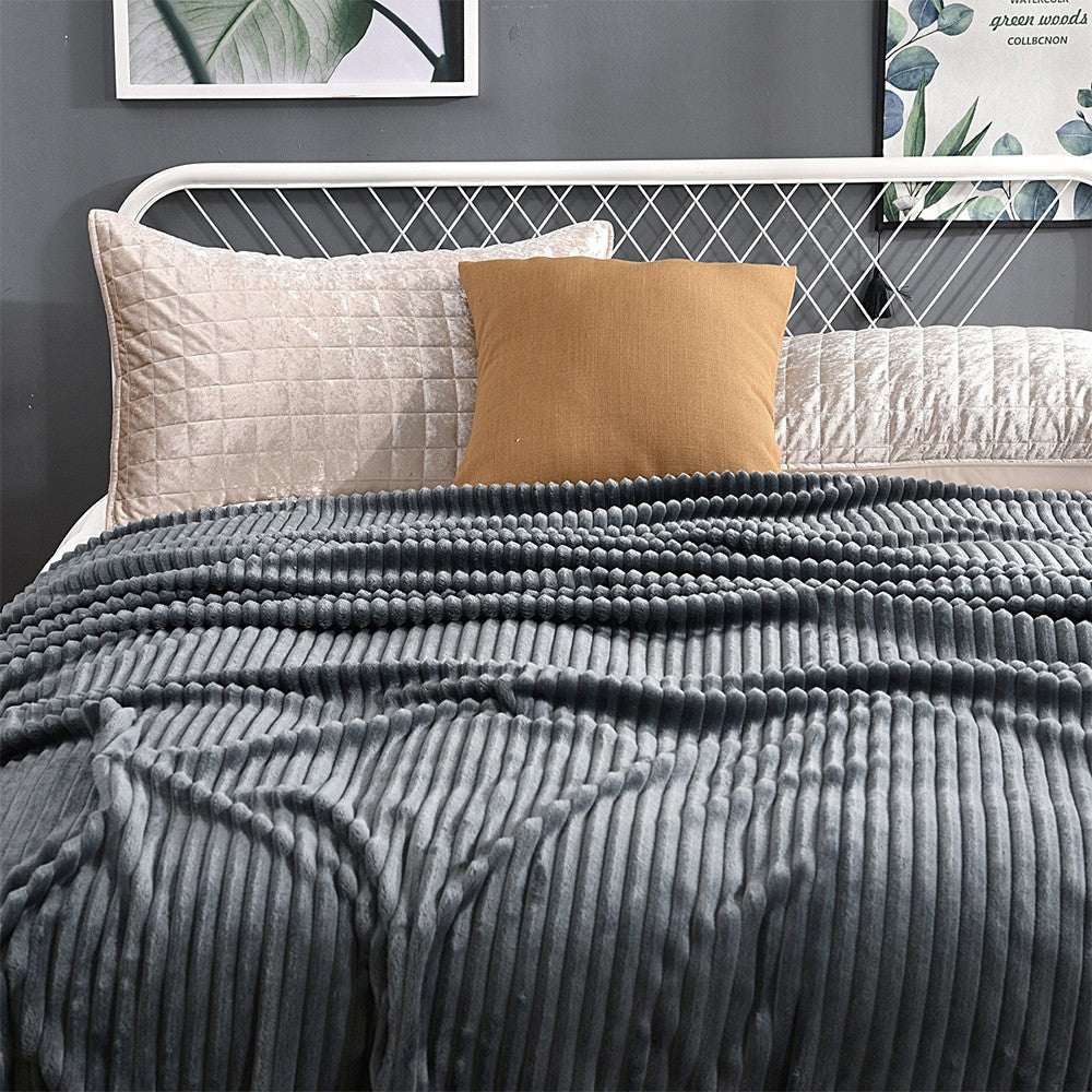 200x230cm Winter Warm Bedding Plush Blanket Sofa Throw Blanket - Dark Grey