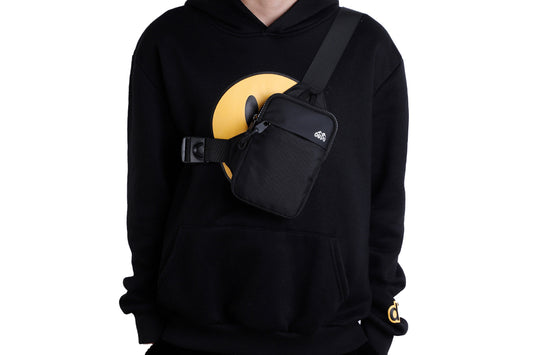 Water-Resistant Sling Bag Small Crossbody Chest Bag for Men Women