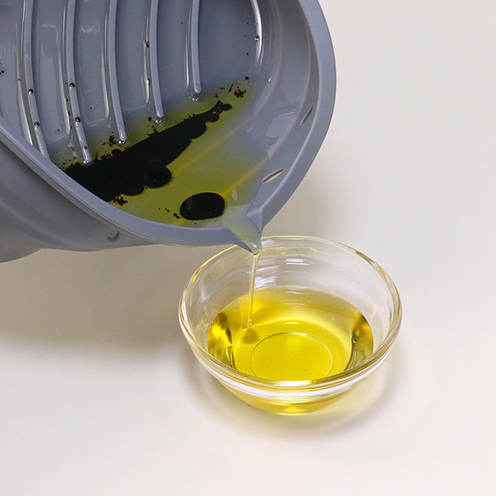 Reusable Air Fryer Silicone Liner and Divider Set with Silicone Gloves - Grey