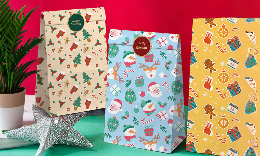 24PCS Christmas Flat Top Paper Gift Bags for Christmas Eve Apples