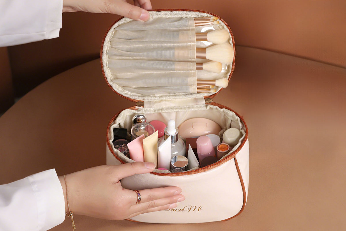 Large Capacity Waterproof PU Travel Makeup Bag Cosmetic Organizer with Brush Holder